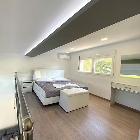 Il-Holidays Paralia Экстерьер фото