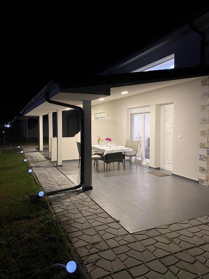 Il-Holidays Paralia Экстерьер фото